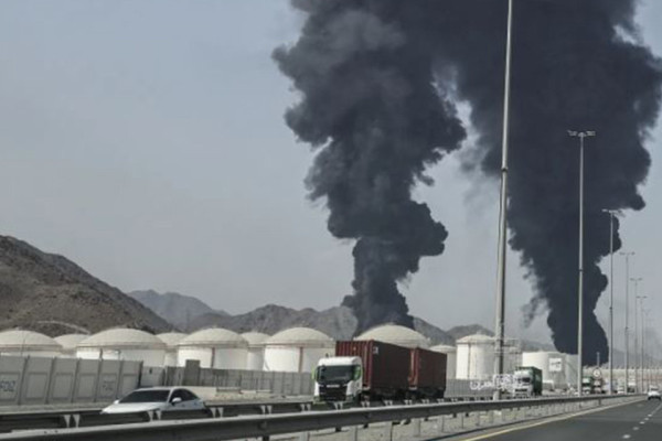 युएईको फुजैराह बन्दरगाह नजिकै तेल ट्याङ्करमा आक्रमण